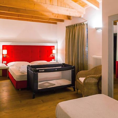 Ar Mountains Lodge Villachiara Branzi Eksteriør bilde