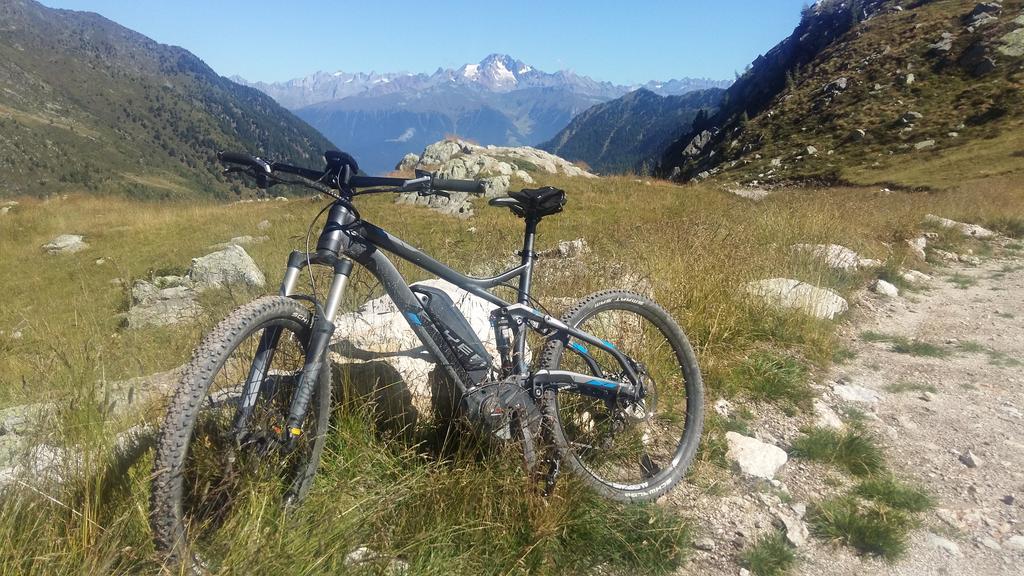 Ar Mountains Lodge Villachiara Branzi Eksteriør bilde