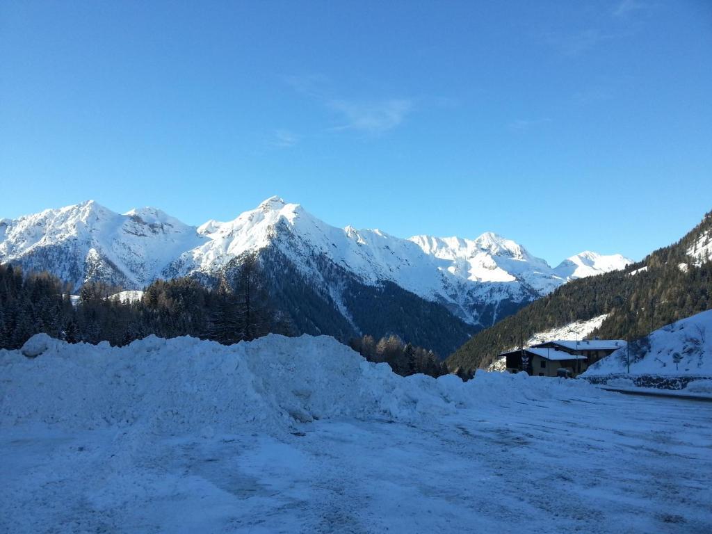 Ar Mountains Lodge Villachiara Branzi Eksteriør bilde